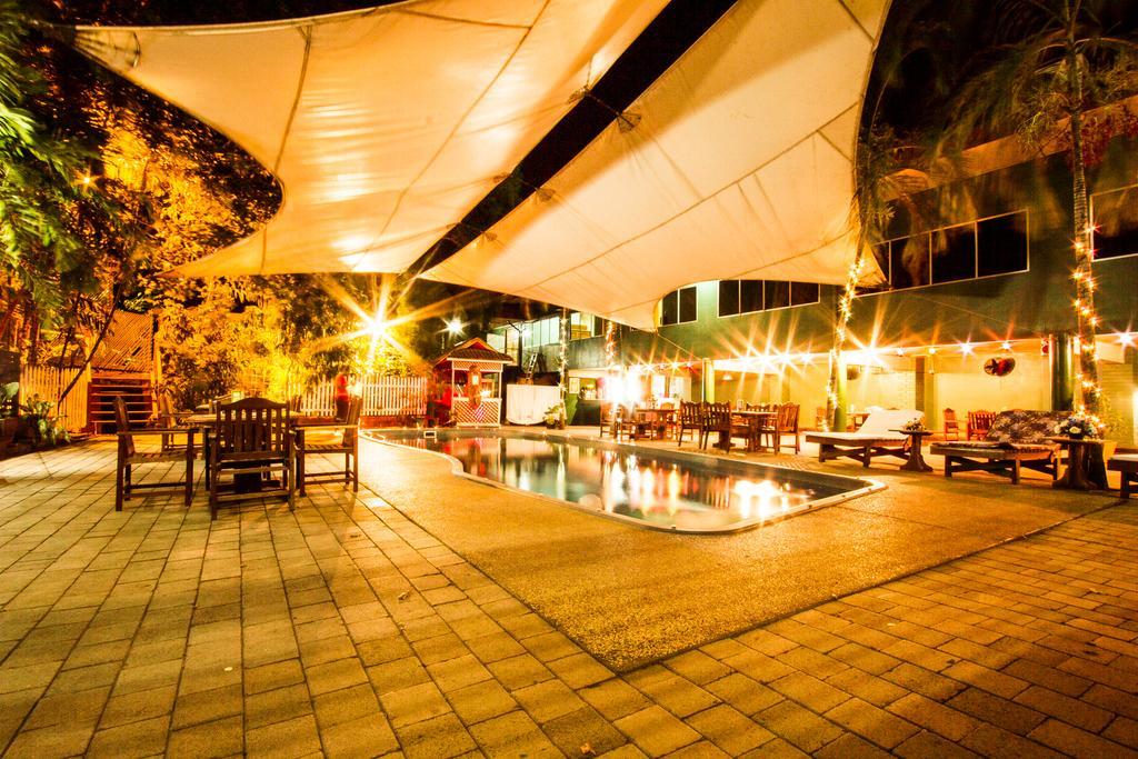 Hideaway Hotel Порт-Морсбі Екстер'єр фото