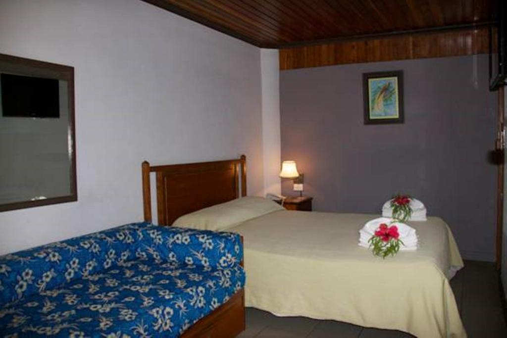 Hideaway Hotel Порт-Морсбі Номер фото