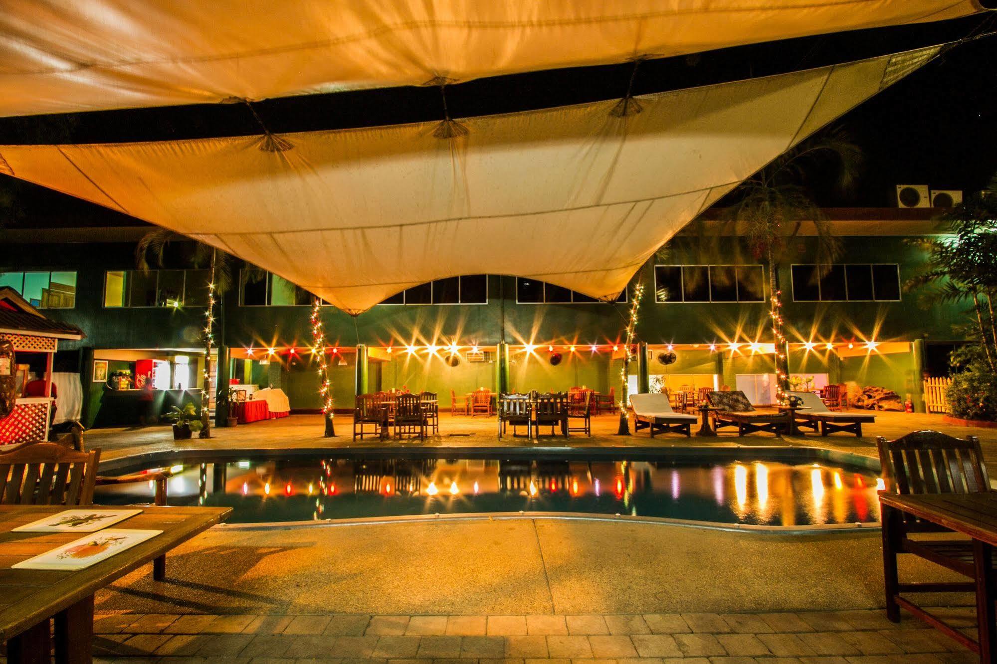 Hideaway Hotel Порт-Морсбі Екстер'єр фото